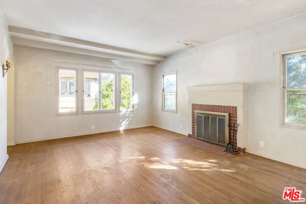 2215 Allesandro Way, Los Angeles, California 90039 home-pic-6